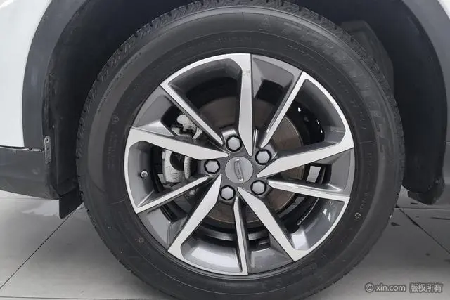 Geely Binyue 240T DCT Hunter