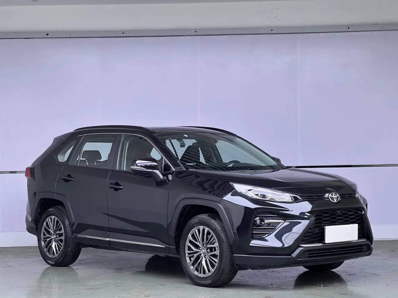 TOYOTA Wilanda 2.0L two-wheel drive premium edition