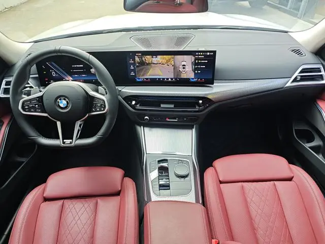 BMW BMW 3 Series 330Li M Sports Yao Ye Suit