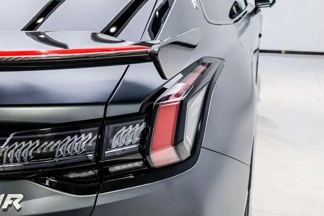 ZEEKR ZEEKR 001 FR 100kWh four-wheel drive