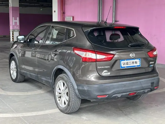 Nissan Qashqai 2.0L CVT Elite Edition Country V