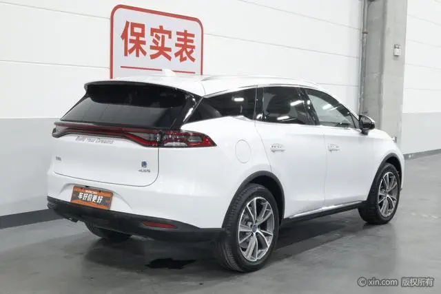 BYD Tang DM DM 2.0T full-time four-wheel drive Zhilian Chuangxiang type 7-seater country VI