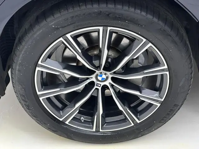 BMW BMW X6 xDrive30i M sports suit