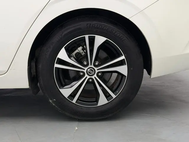 Nissan Xuan Yi 1.6L XL CVT Enjoy Edition