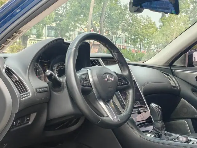 Infiniti Infiniti Q50L 2.0T Yixiang Edition Country VI