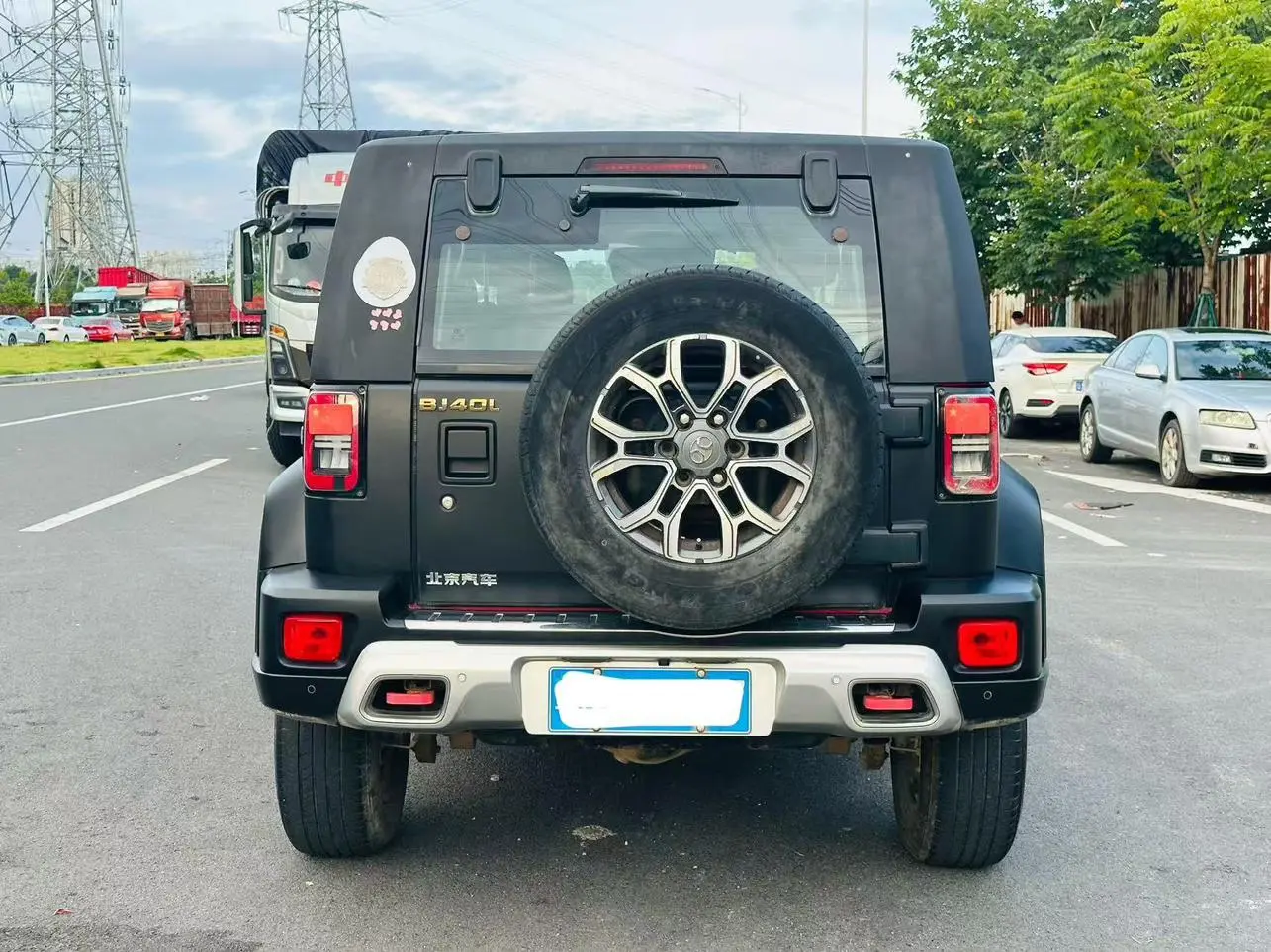 Beijing Beijing off-road BJ40 PLUS 2.3T automatic four-wheel drive exclusive edition Country VI