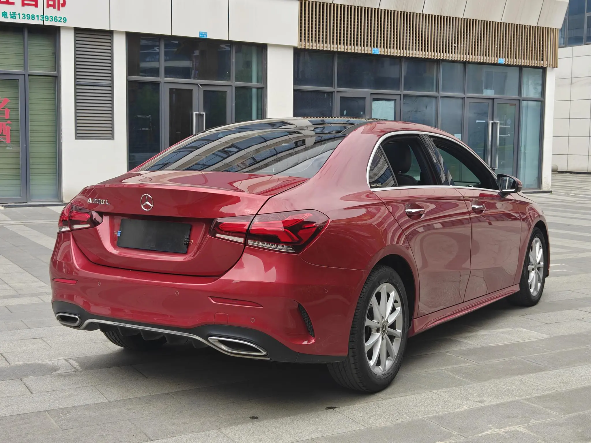 Mercedes-Benz Mercedes-Benz A-class A 200 L sports sedan