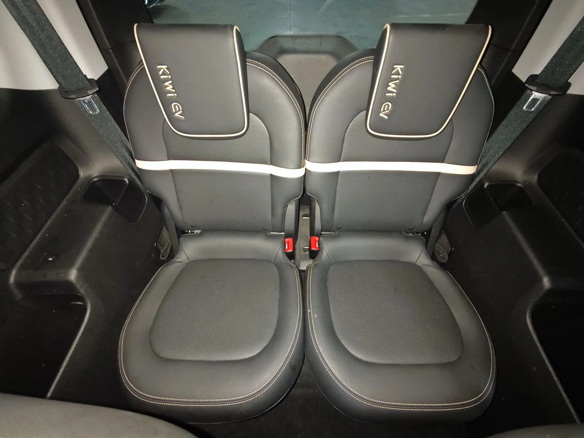 Baojun Baojun KiWi EV Designer Light Edition Ternary Lithium