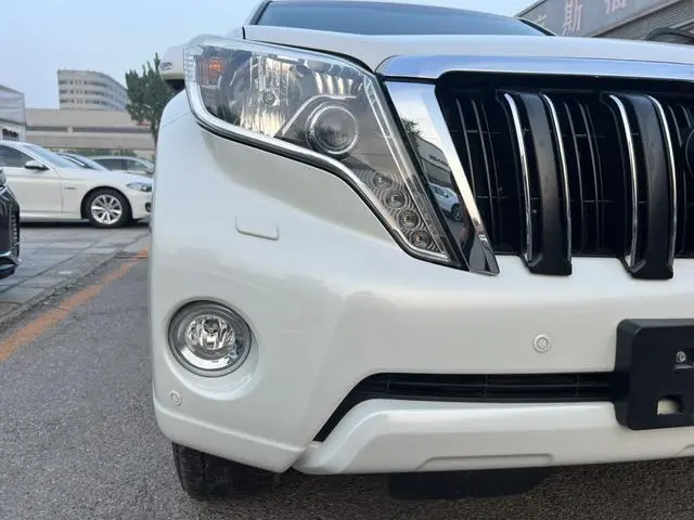 TOYOTA Prado 3.5L automatic TX-L NAVI