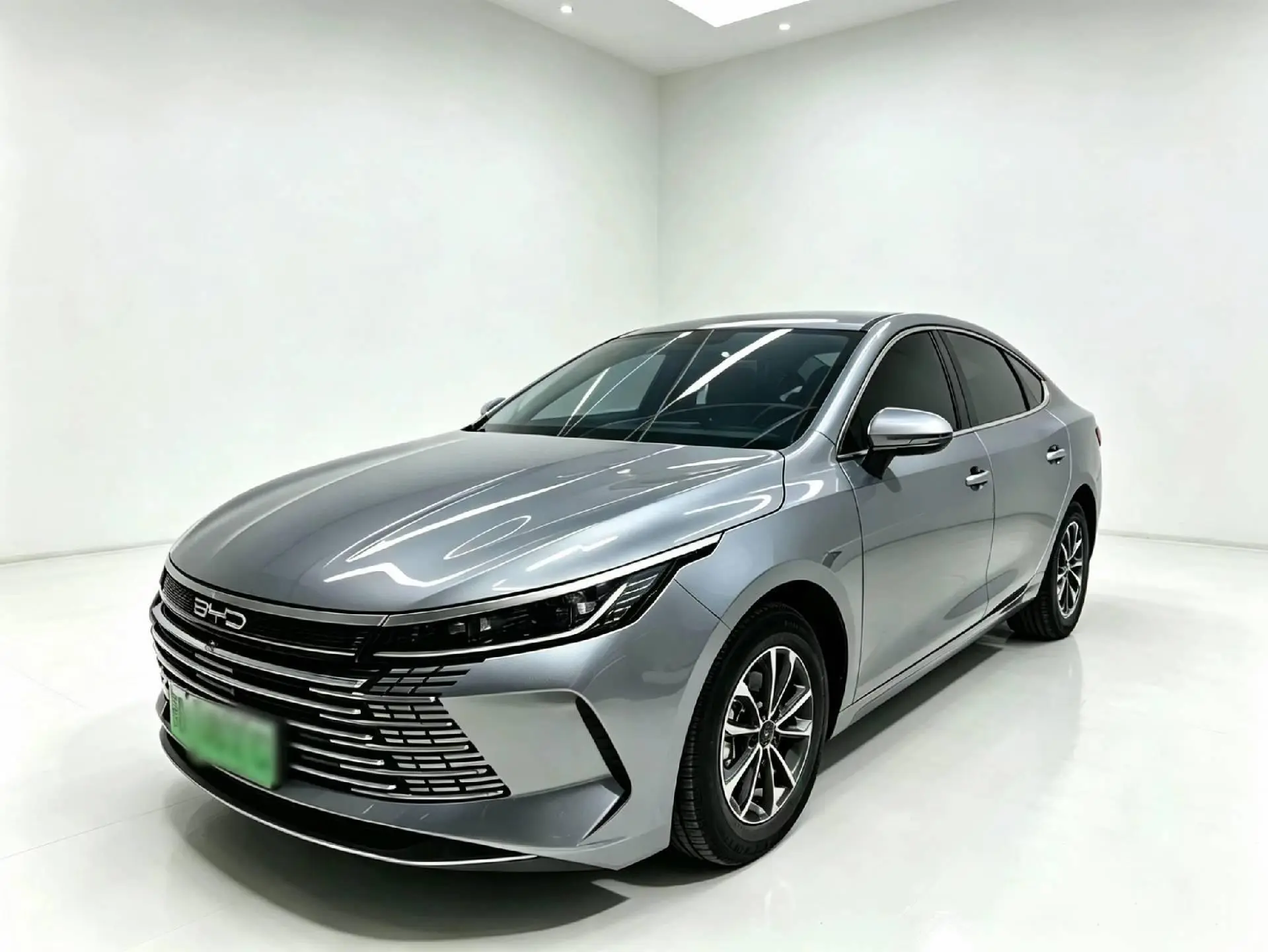 BYD Destroyer 05 DM-i Champion Edition 55KM Luxury
