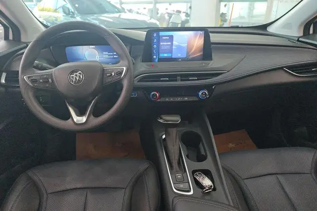 Buick Slightly blue 6 450km travel version