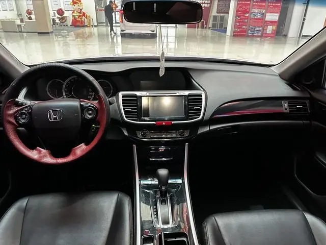 Honda Accord 2.0L Comfort Version