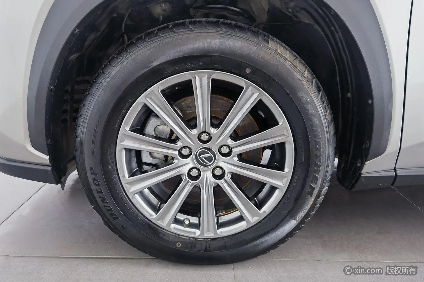 Lexus Lexus NX 200 front drive Front line version Country VI