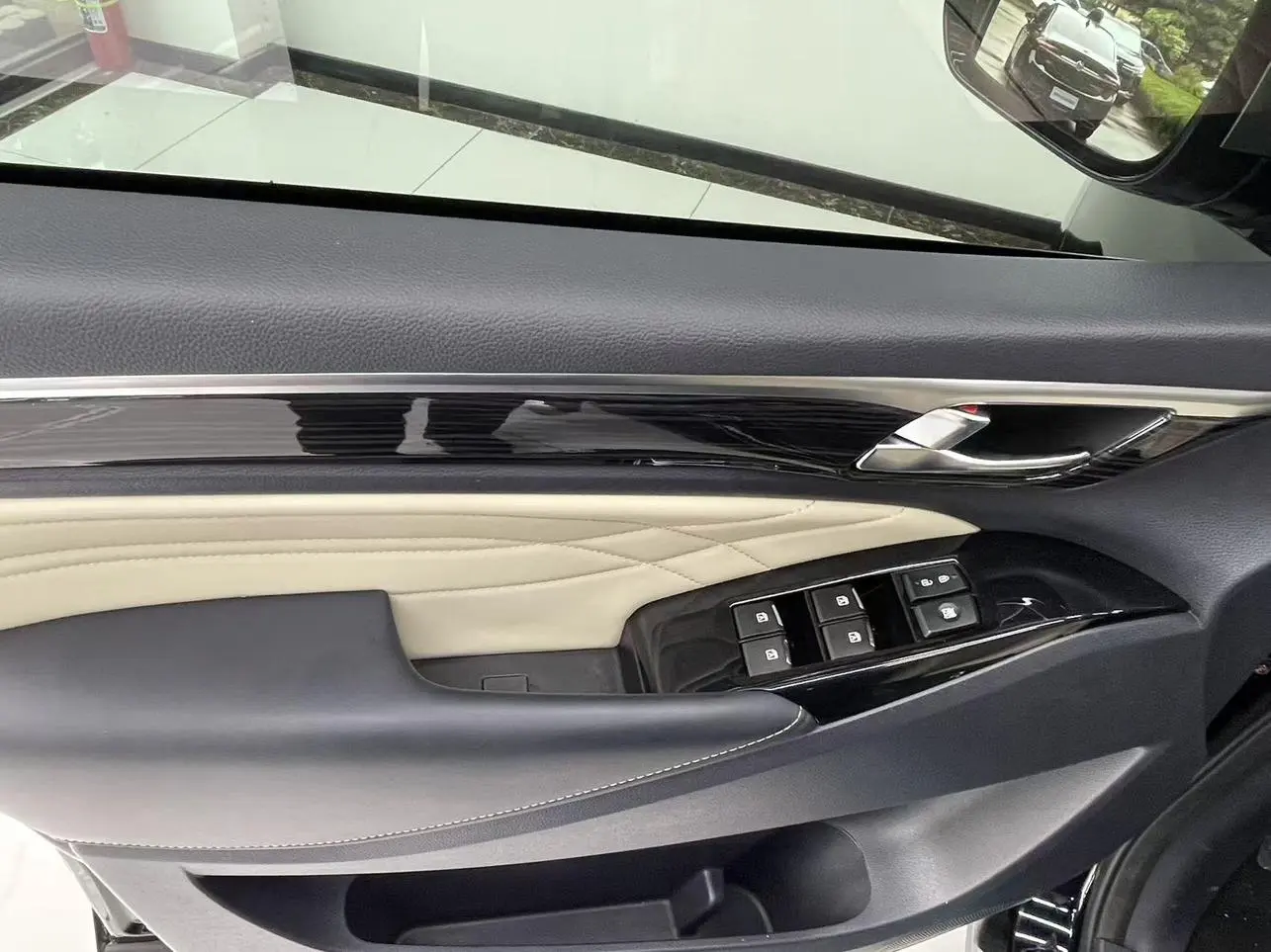 GAC Trumpchi M8 Master Series 390T four-seater Glory Edition