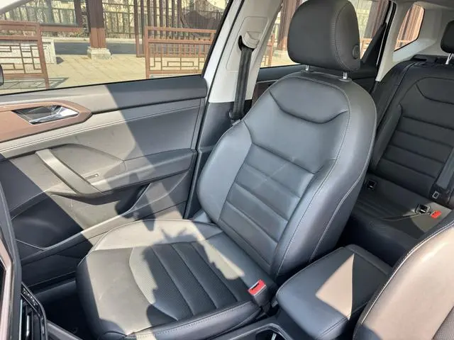 Volkswagen Tuyue 280TSI two-wheel drive Deluxe Edition