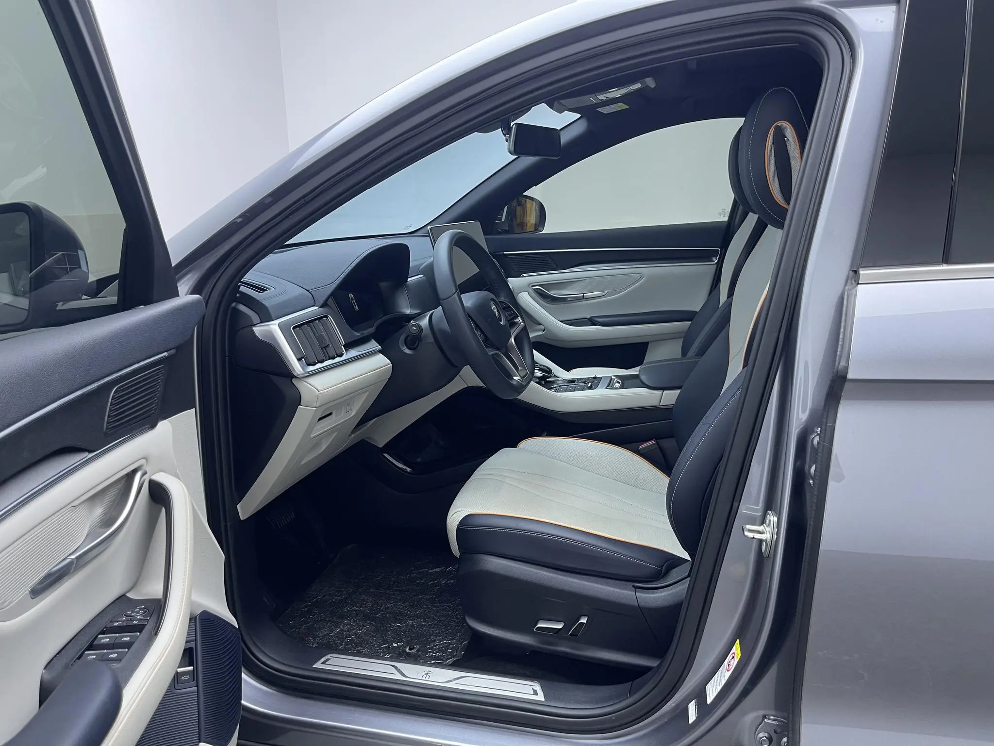 BYD Song PLUS DM DM-i 110KM two-wheel drive flagship PLUS