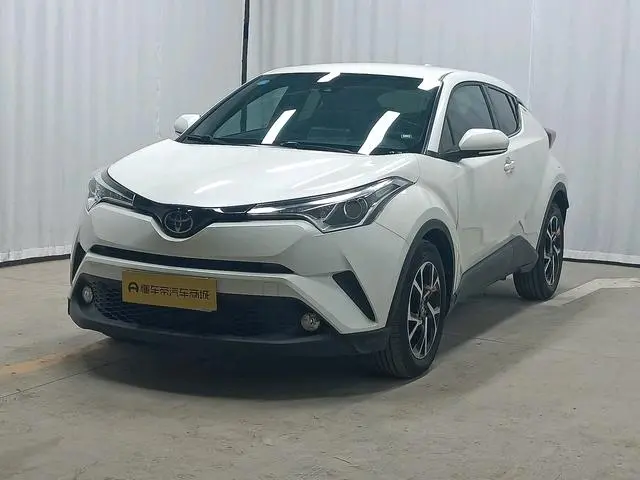 TOYOTA Toyota C-HR 2.0L leading version Country VI