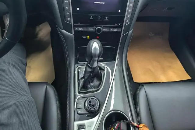 Infiniti Infiniti Q50L 2.0T Comfort Edition