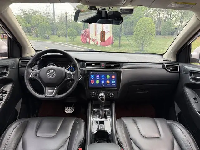 Dongfeng Fengguang Scenery 580 Facelift 1.5T CVT luxury