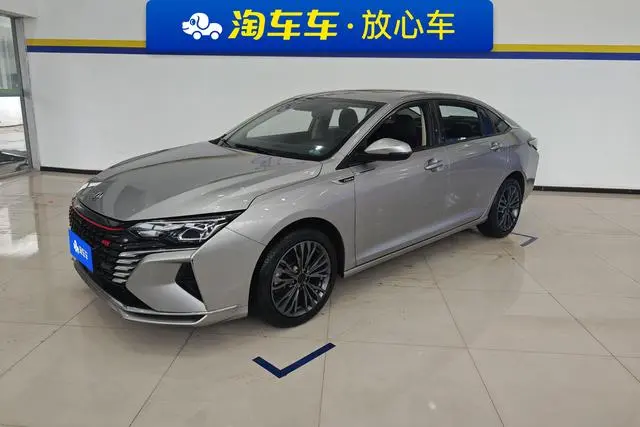 Dongfeng Fengshen Yi Hyun MAX 1.5T Super Power Dad Version