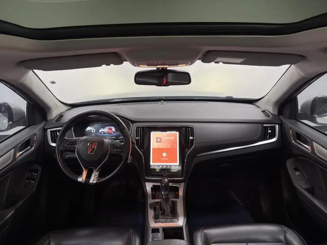 Roewe Roewe eRX5 50T Hybrid Interconnection Premium Ultimate Edition