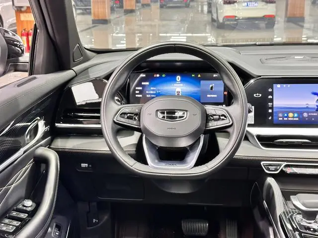 Geely Xingyue L 2.0TD DCT EVO two-wheel drive long wind version