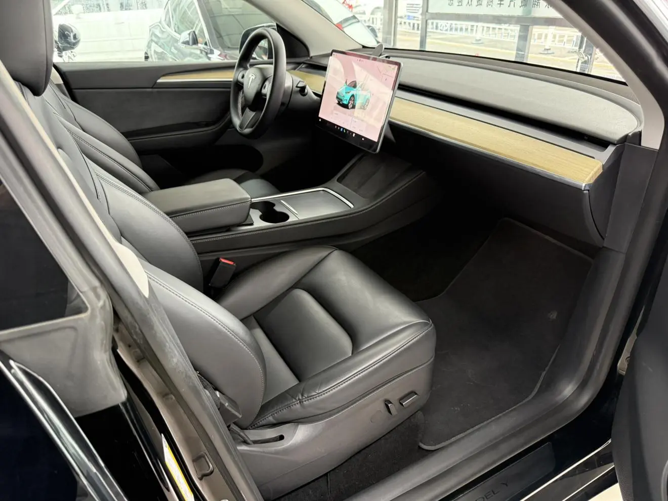 Tesla Model Y Facelifted rear-wheel drive version