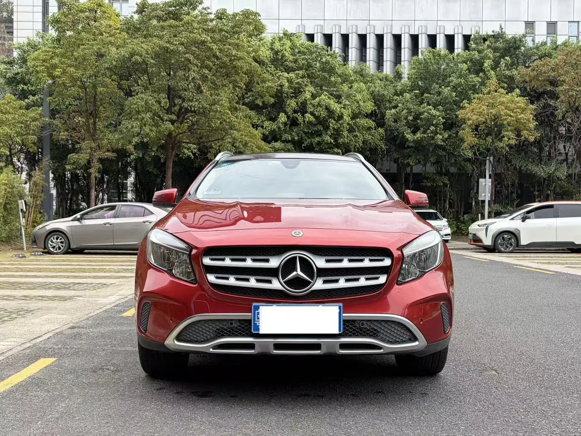 Mercedes-Benz Mercedes-Benz GLA GLA 200 dynamic type