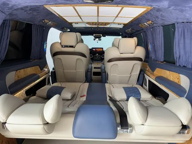 Mercedes-Benz Vito 2.0T Business Edition 7 Seats