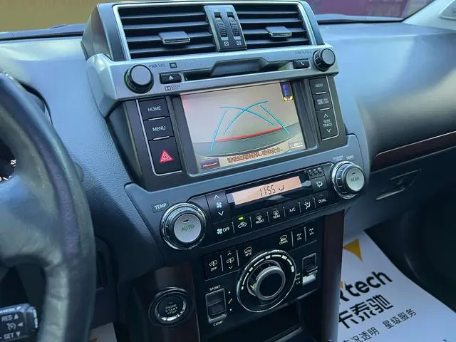 TOYOTA Prado 3.5L automatic VX NAVI