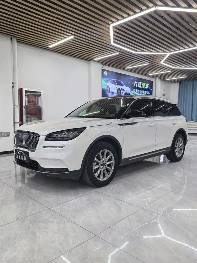 Lincoln Adventurer 2.0T two-wheel drive Exclusive edition
