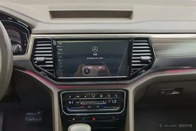Volkswagen Weiran 380TSI Premium Edition