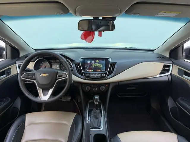 Chevrolet Cruze 320 Automatic Enjoy Edition