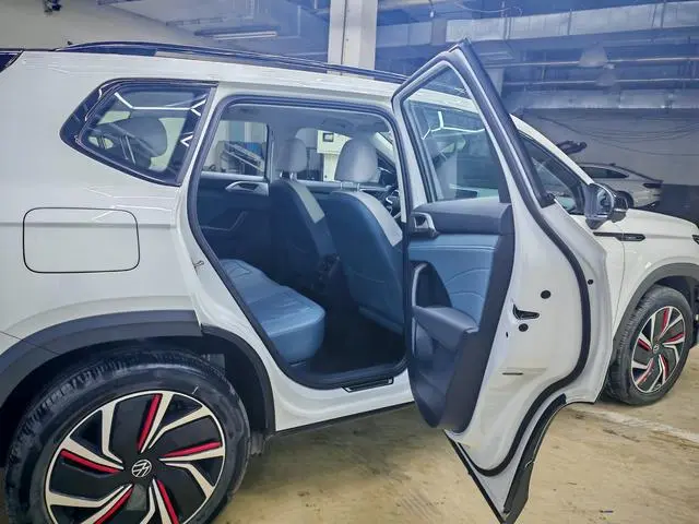 Volkswagen Tuyue 300TSI two-wheel drive Monthly edition