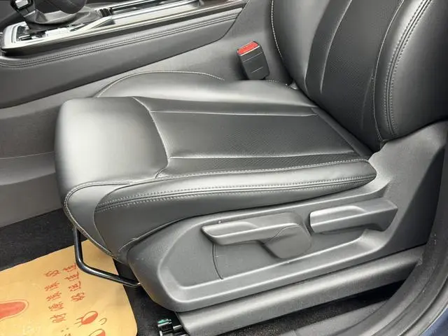 Wuling Wuling Jiachen 1.5T CVT Smart Luxury