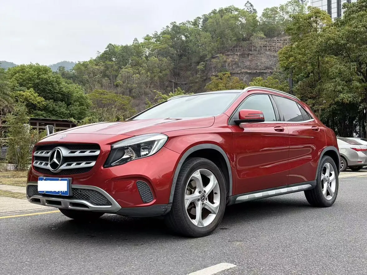 Mercedes-Benz Mercedes-Benz GLA GLA 200 dynamic type