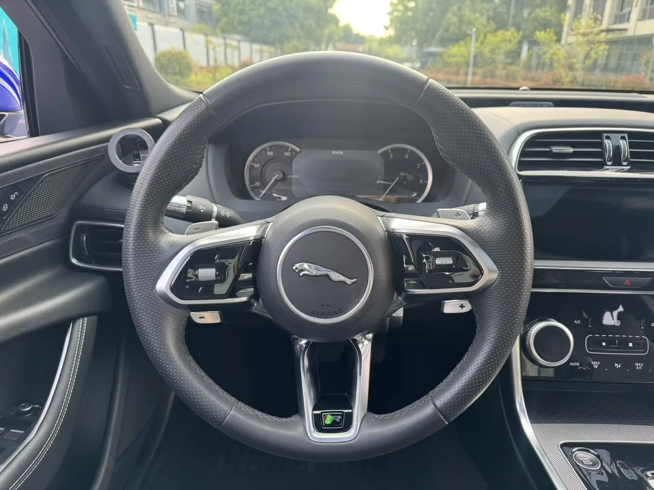 Jaguar Jaguar XEL 2.0T 200PS R-DYNAMIC S Enterprising Sports Edition