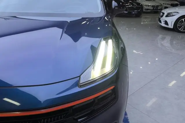 LYNK & CO Lynk 06 1.5T Yao Halo