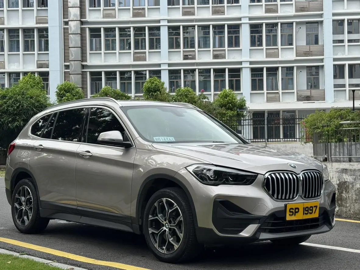 BMW BMW X1 sDrive25Li leading type