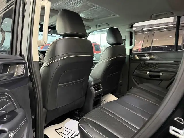 Tank Tank 300 2.0T Conqueror