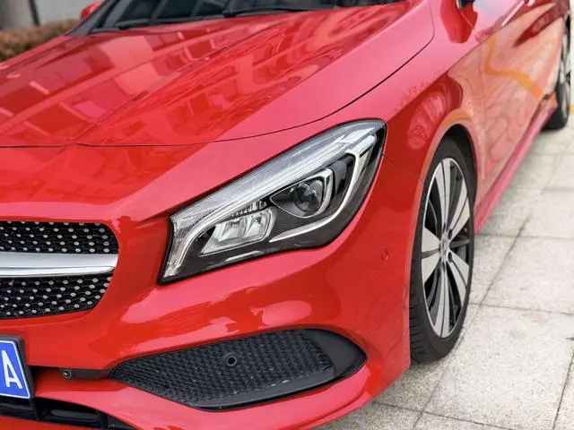 Mercedes-Benz Mercedes-Benz CLA CLA 200 fashion type