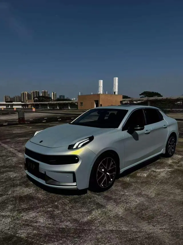 LYNK & CO Lynk 03 1.5TD DCT Jin Pro Version