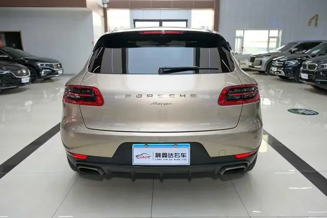 Porsche Macan Macan 2.0T