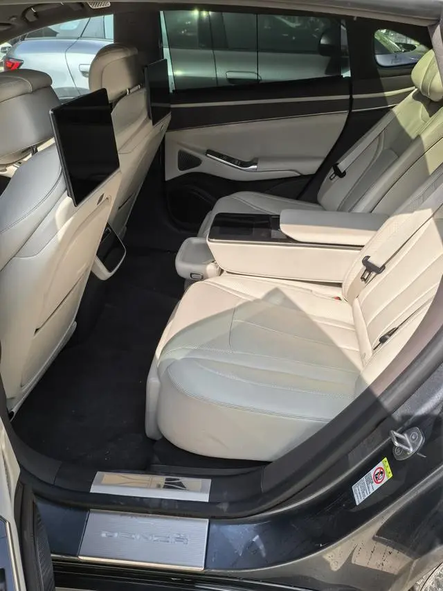 Denza Denza Z9 DM 1100 four-wheel drive Ultra version