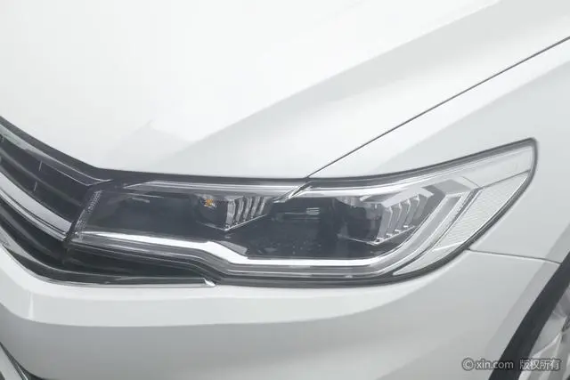 Volkswagen Bora 280TSI DSG Elite Smart Edition
