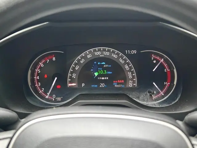 TOYOTA RAV4 Rongfang 2.0L CVT two-wheel drive fashion version