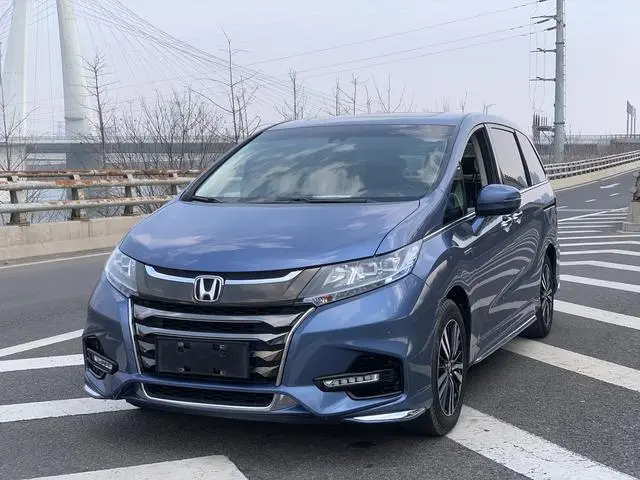 Honda Odyssey 2.0L Sharp*Exclusive Edition