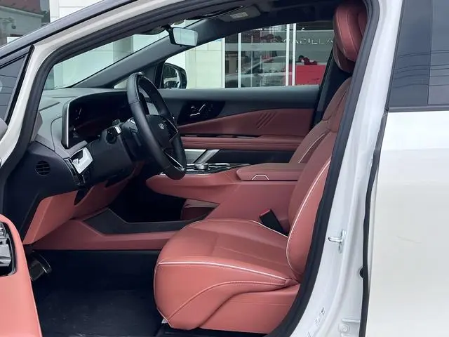 Cadillac IQ Aoge Four-wheel drive long battery life version