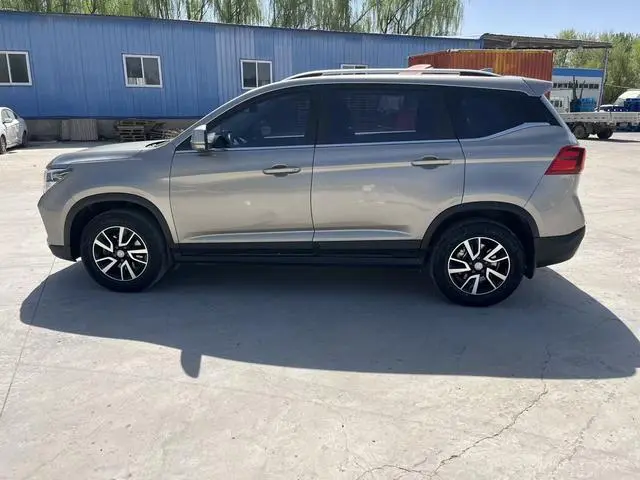 Dongfeng Fengxing Popular T5 1.5T automatic comfort type country VI