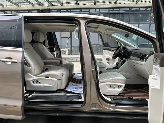 Volkswagen Weiran 380TSI Premium Edition